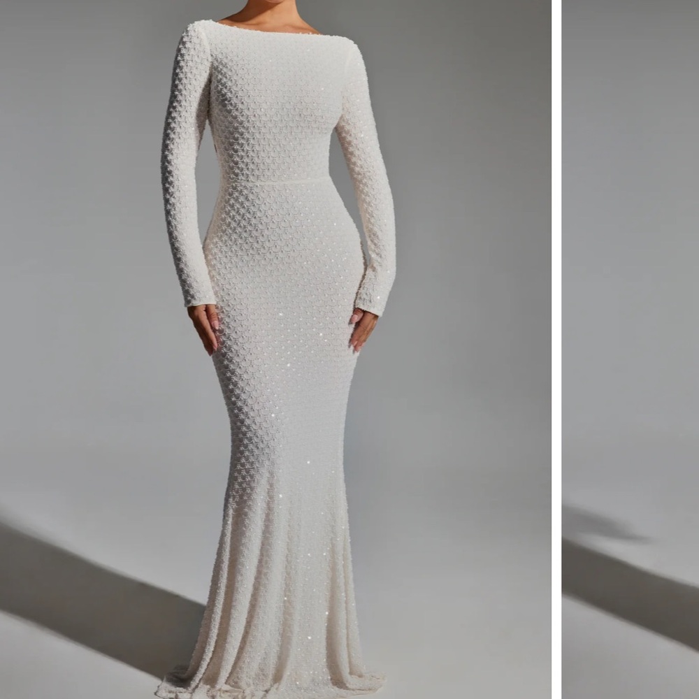 Elegant White Long Sleeve Dress